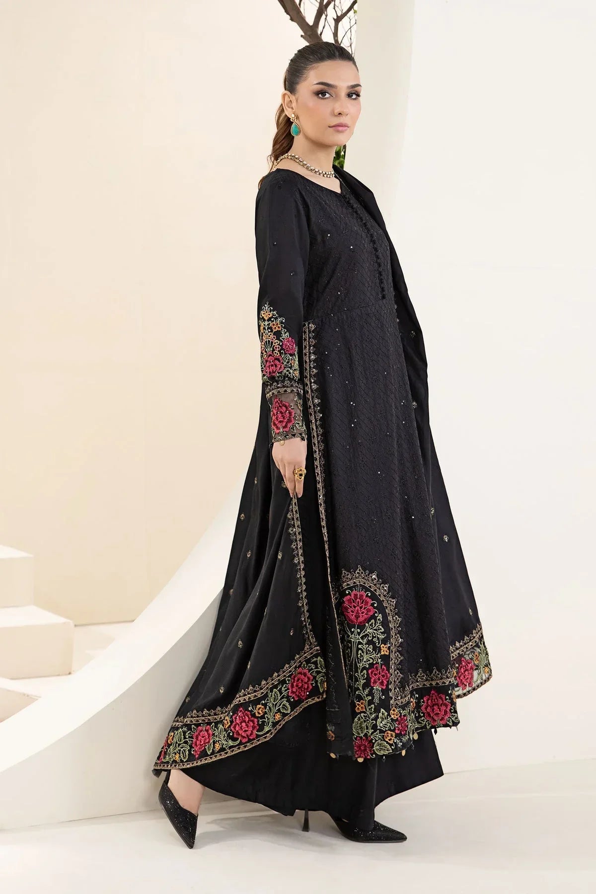 LUXURY PREMIUM EMB 3PC LAWN 2026